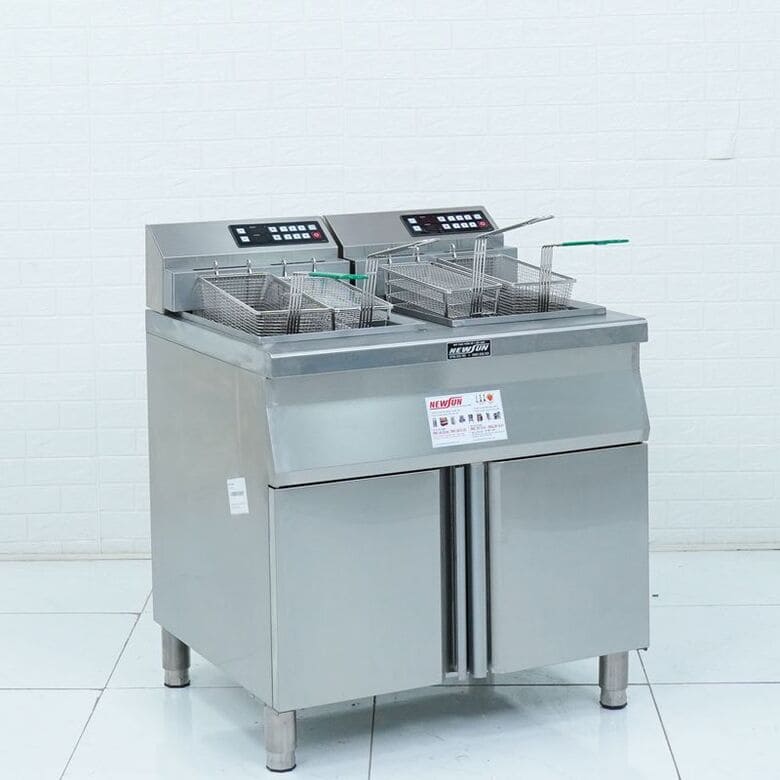 Cân nhắc kỹ giá thành