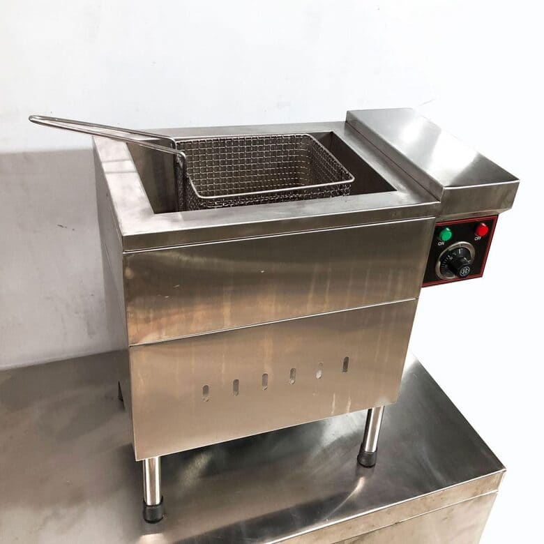 Bếp chiên tách dầu cũ có nhiều nhược điểm