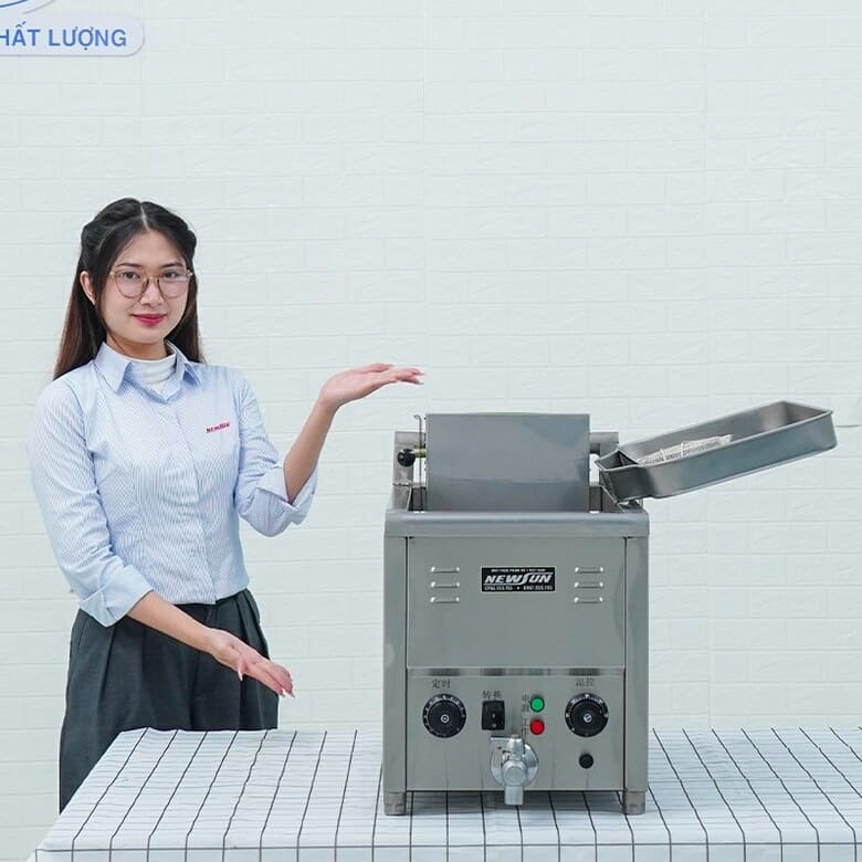 Bếp chiên nhúng tại bepchienthucpham.com